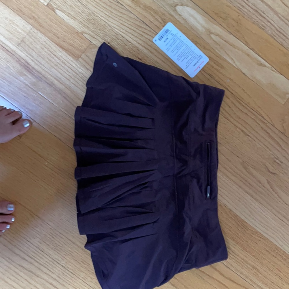 Lululemon skirt brand new